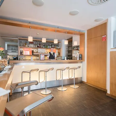 Western Am Strassberger Tor Hotel Plauen