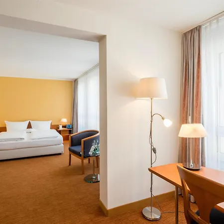 Western Am Strassberger Tor Hotel Plauen