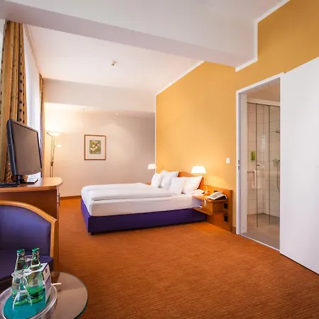 Western Am Strassberger Tor Hotel 4*