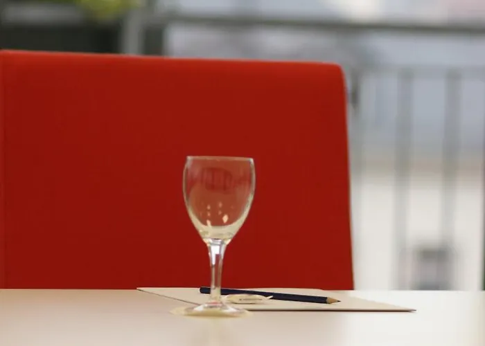 Отель Western Am Strassberger Tor Плауэн