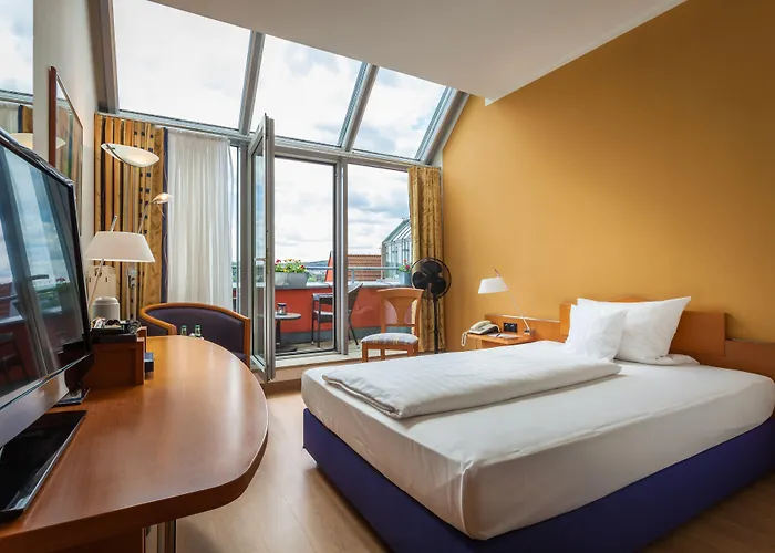 Отель Western Am Strassberger Tor