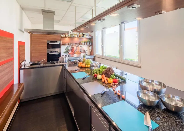 Western Am Strassberger Tor