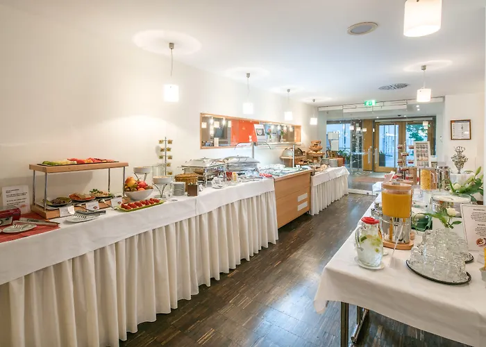 Western Am Strassberger Tor 4*